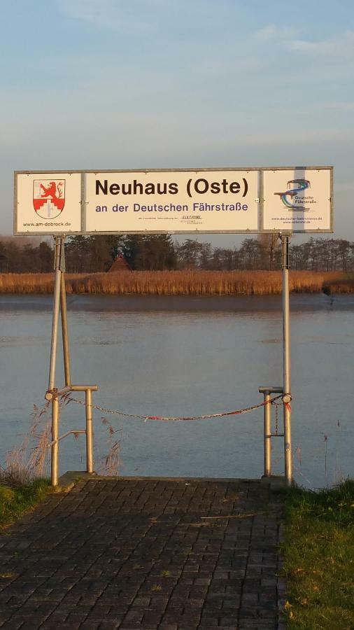 Am Kanal * Neuhaus an der Oste
